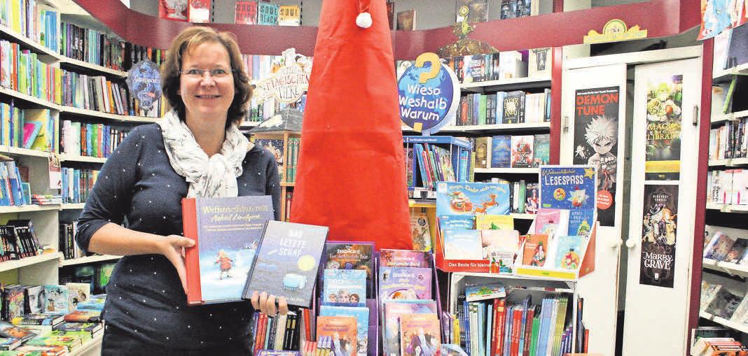 Schon ganz im literarischen Weihnachtsfieber sind Buchhändlerin Gaby Frey und ihr Team. Schon ganz im literarischen Weihnachtsfieber sind Buchhändlerin Gaby Frey und ihr Team.