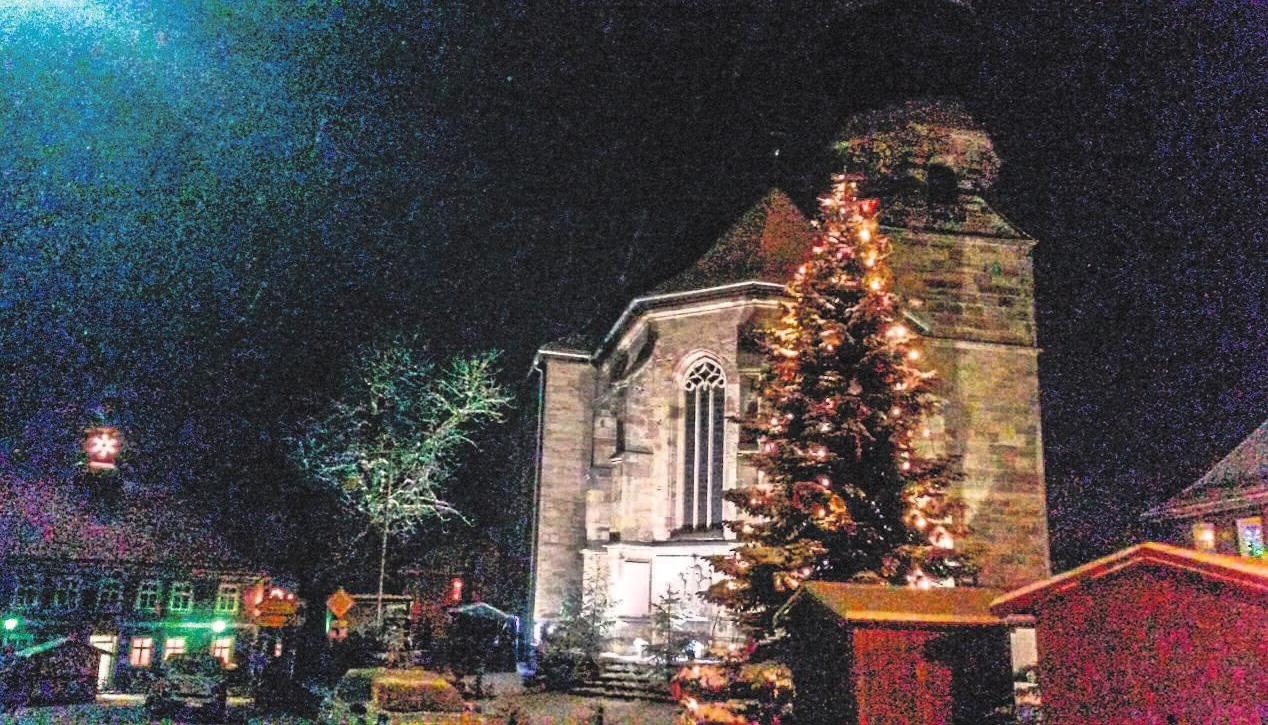 Ein herzliches Willkommen zum Weihnachtsmarkt in Schalkau. Fotos: Weisheit Ein herzliches Willkommen zum Weihnachtsmarkt in Schalkau. Fotos: Weisheit