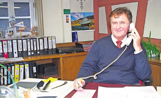 Bürgermeister Hans-Peter Laschka ist stolz auf seine Gemeinde. Fotos: Heike Schülein Bürgermeister Hans-Peter Laschka ist stolz auf seine Gemeinde. Fotos: Heike Schülein