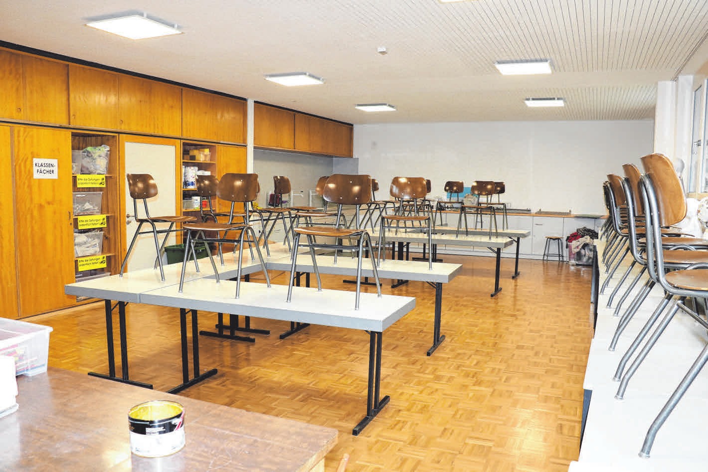 Durch die Entfernung wurde deutlich mehr Platz im neuen Kunstraum geschaffen. Durch die Entfernung wurde deutlich mehr Platz im neuen Kunstraum geschaffen.