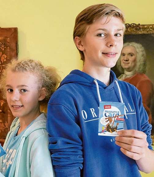 Frieda (12) und Kalle (14): „Die MuseumsCard ist ein tolles Angebot für uns, gerade in der Corona-Zeit.“ Foto: LJRSH