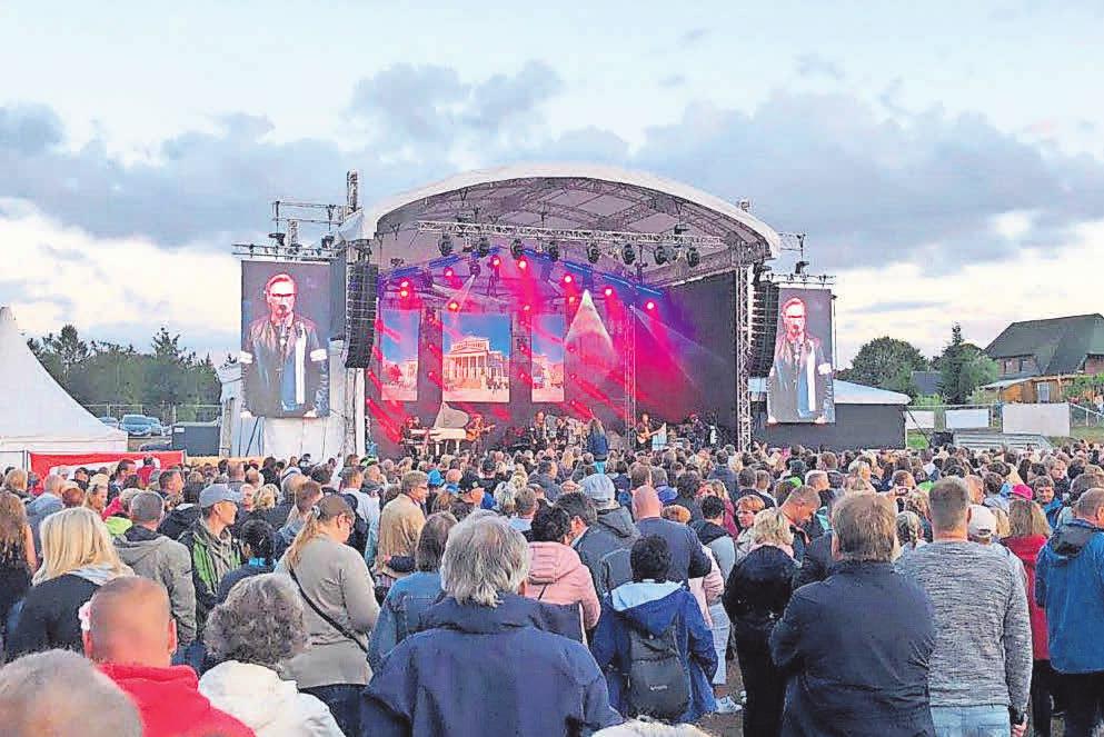 Top-Schlager in der Klosterstadt – Stars wie die Puhdys, Nena, Silly sowie Kim Wilde, DJ Ötzi, Matthias Reim und Ben Zucker standen bereits beim „Rehna Open Air“ auf der Bühne. Foto: Veranstalter Top-Schlager in der Klosterstadt – Stars wie die Puhdys, Nena, Silly sowie Kim Wilde, DJ Ötzi, Matthias Reim und Ben Zucker standen bereits beim „Rehna Open Air“ auf der Bühne. Foto: Veranstalter