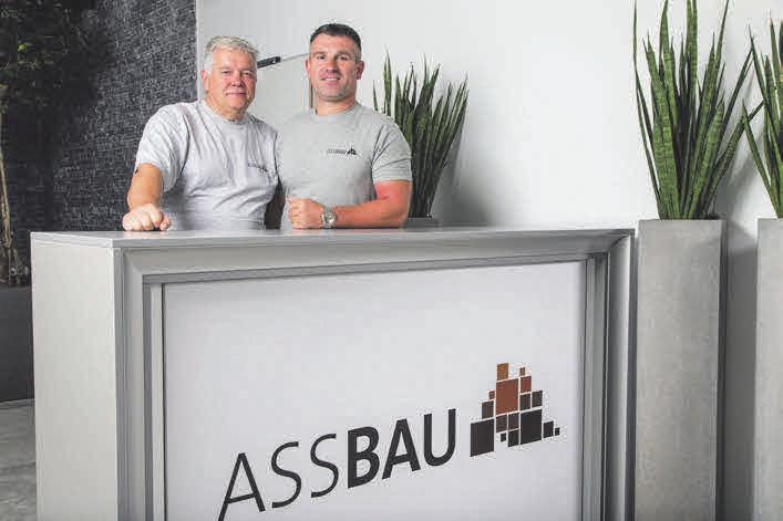 Helmut Stoppel und Adam Szczepanski haben in der Werkstatt alles im Griff. Helmut Stoppel und Adam Szczepanski haben in der Werkstatt alles im Griff.