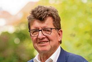 Prof. Dr. Andreas Degkwitz ist Direktor der Universitätsbibliothek der HU Berlin und Bundesvorsitzender des Deutschen Bibliotheksverbandes. FOTO: LUKAS BERGMANN/DBV Prof. Dr. Andreas Degkwitz ist Direktor der Universitätsbibliothek der HU Berlin und Bundesvorsitzender des Deutschen Bibliotheksverbandes. FOTO: LUKAS BERGMANN/DBV