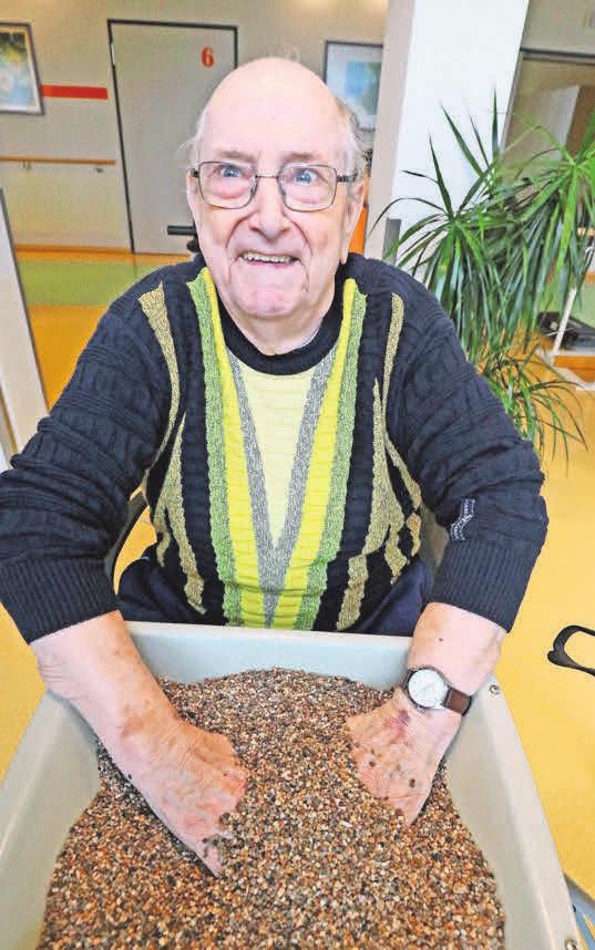 Prof. Maik Gollasch ist Leiter des Altersmedizinischen Zentrums im Kreiskrankenhaus Wolgast. Prof. Maik Gollasch ist Leiter des Altersmedizinischen Zentrums im Kreiskrankenhaus Wolgast.