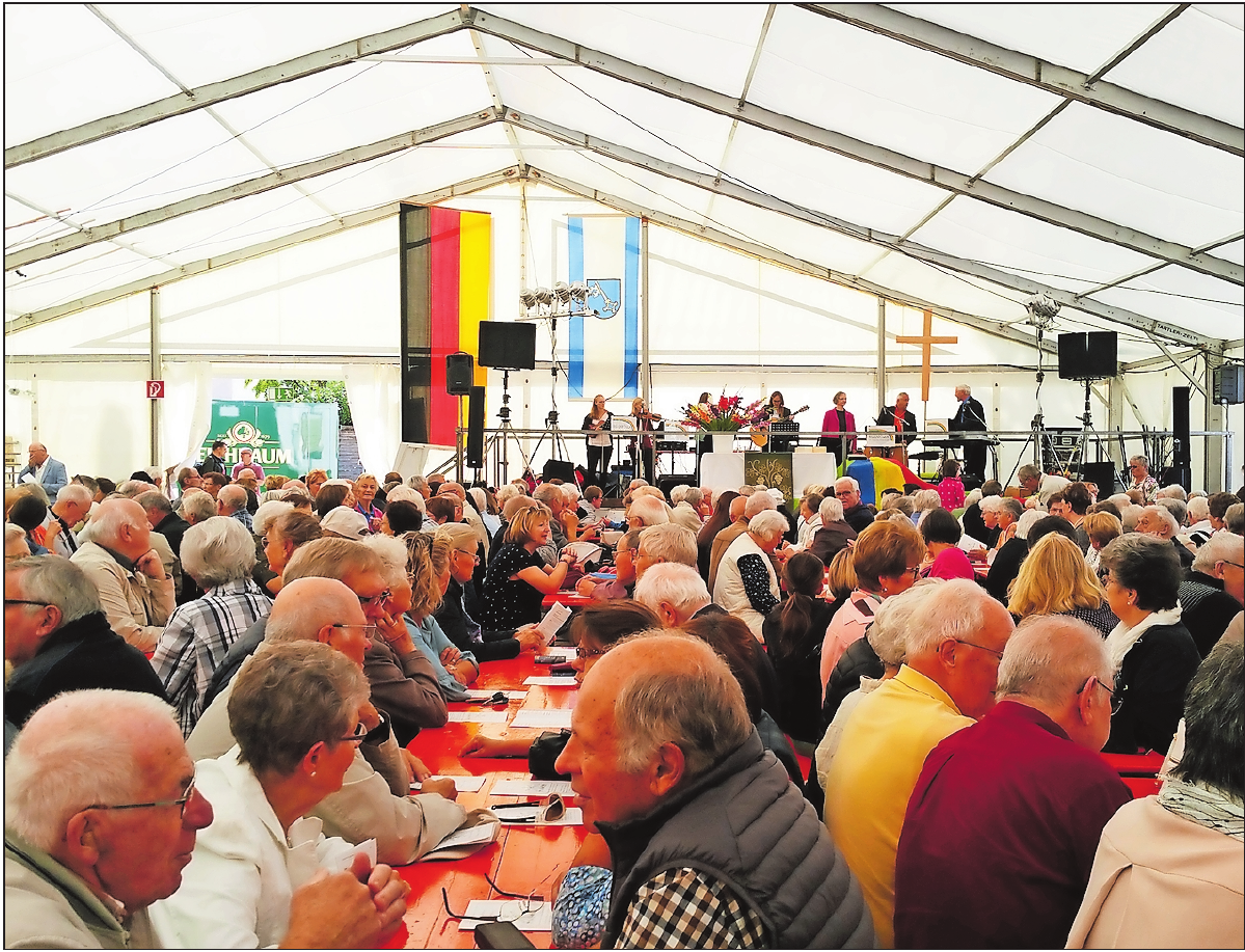 Gut gefüllt: Das Mutterstadter Kerwezelt. FOTO:MICHAEL HEMBERGER/FREI Gut gefüllt: Das Mutterstadter Kerwezelt. FOTO:MICHAEL HEMBERGER/FREI