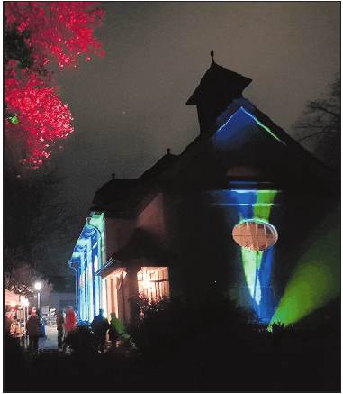 Perfekt in Szene gesetzt: die Kultur-Kapelle. FOTO: KÖHLER Perfekt in Szene gesetzt: die Kultur-Kapelle. FOTO: KÖHLER