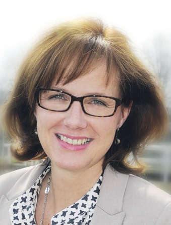 Sabine Lexow hat ihren Gästen im Parkhotel-Rosarium einiges zu bieten Foto: www.extras.de Sabine Lexow hat ihren Gästen im Parkhotel-Rosarium einiges zu bieten Foto: www.extras.de