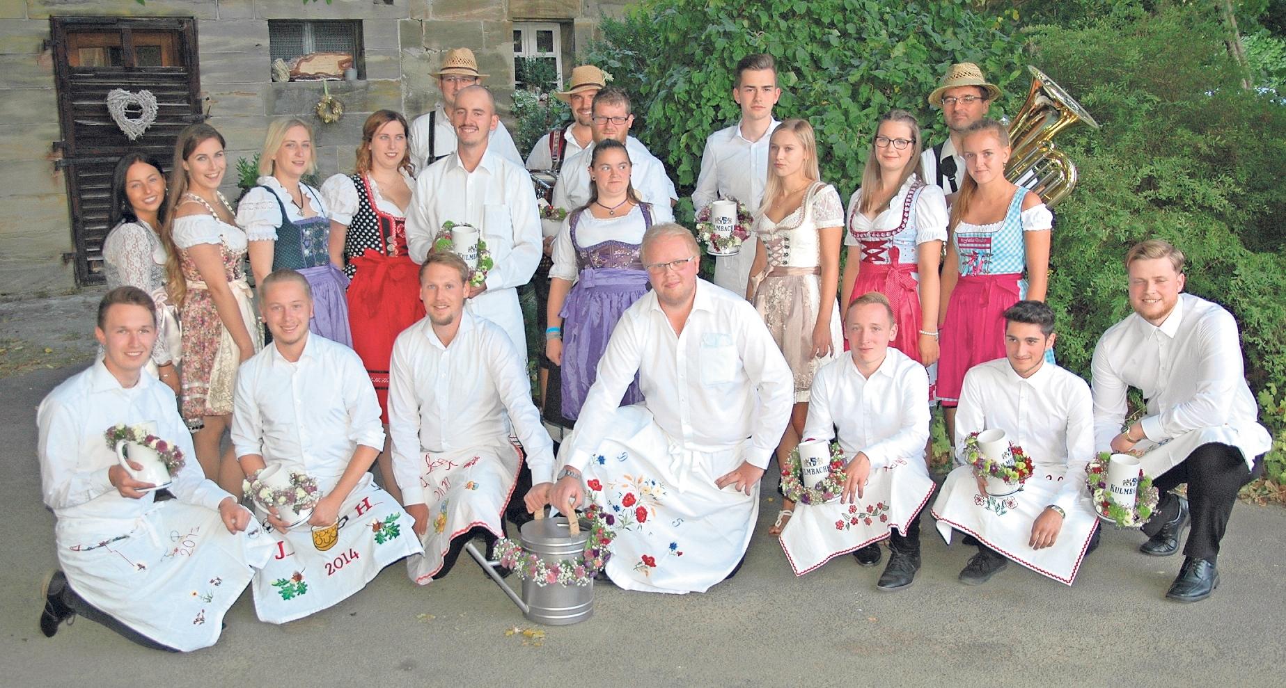 Die Misslwoocha Kerwaschboschn und ihre Madla laden zur Kerwa ein. Die Misslwoocha Kerwaschboschn und ihre Madla laden zur Kerwa ein.