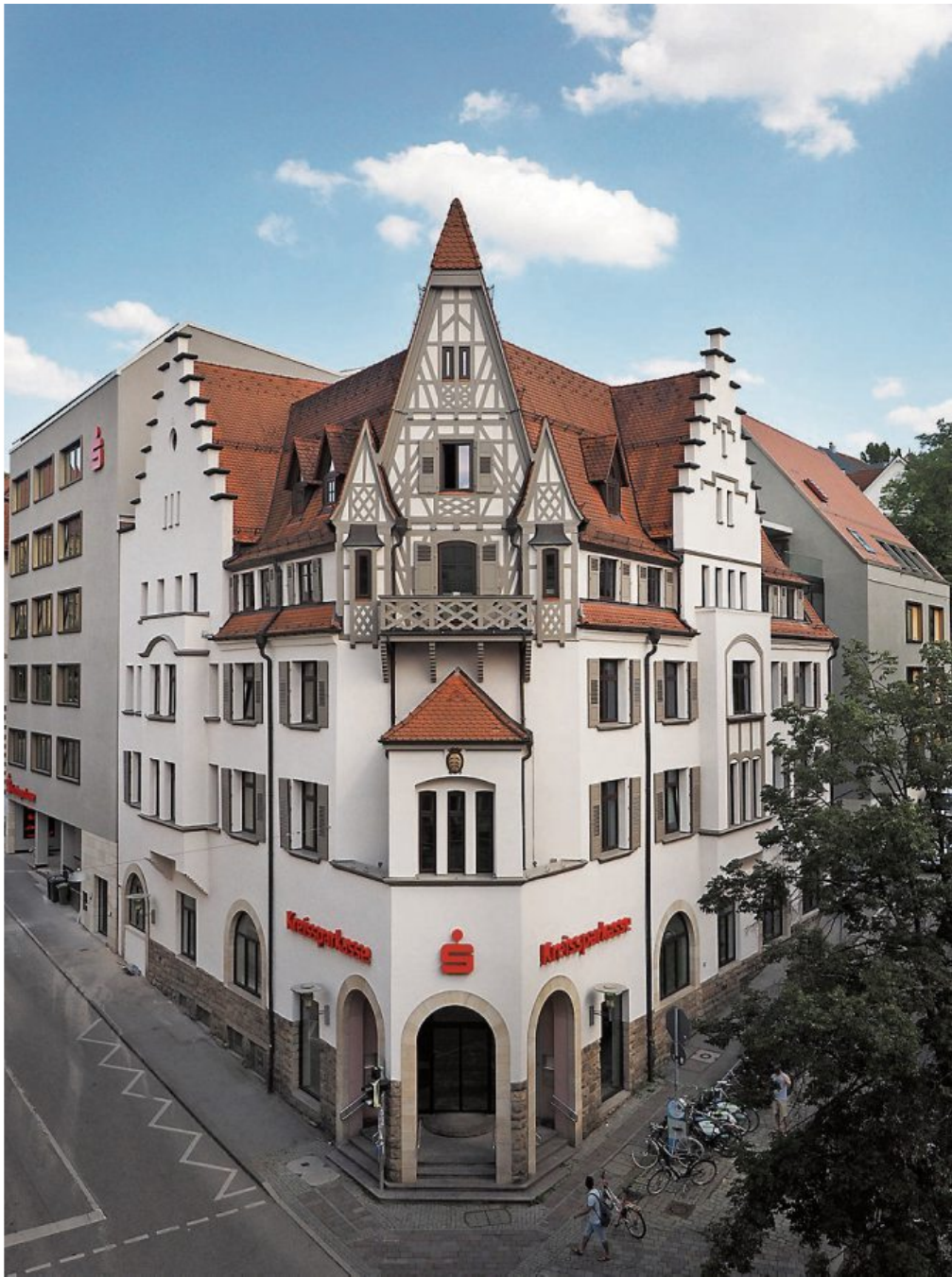 Die Kreissparkasse Tübingen am Lustnauer Tor Die Kreissparkasse Tübingen am Lustnauer Tor