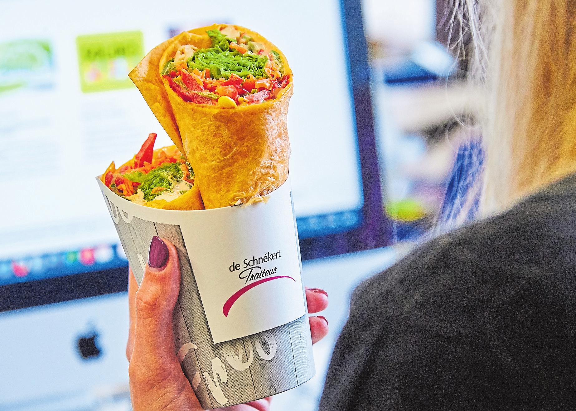 Wenn die Zeit für ein warmes Mittagessen nicht reicht, sind solche Wraps, aber auch Sandwiches und belegte Brote eine leckere sowie praktische Alternative. Fotos: Cactus