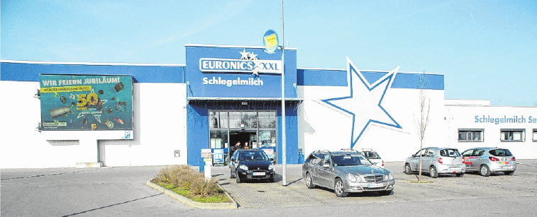 Vor einer Veränderung steht der Haßfurter Elektronik-Markt Schlegelmilch, der mit dem bisherigen Konkurrenten expert fusioniert. Für die Kunden dürfte sich die Änderung vor allem im Erscheinungsbild bemerkbar machen. FOTOS: HORST MEIER Vor einer Veränderung steht der Haßfurter Elektronik-Markt Schlegelmilch, der mit dem bisherigen Konkurrenten expert fusioniert. Für die Kunden dürfte sich die Änderung vor allem im Erscheinungsbild bemerkbar machen. FOTOS: HORST MEIER