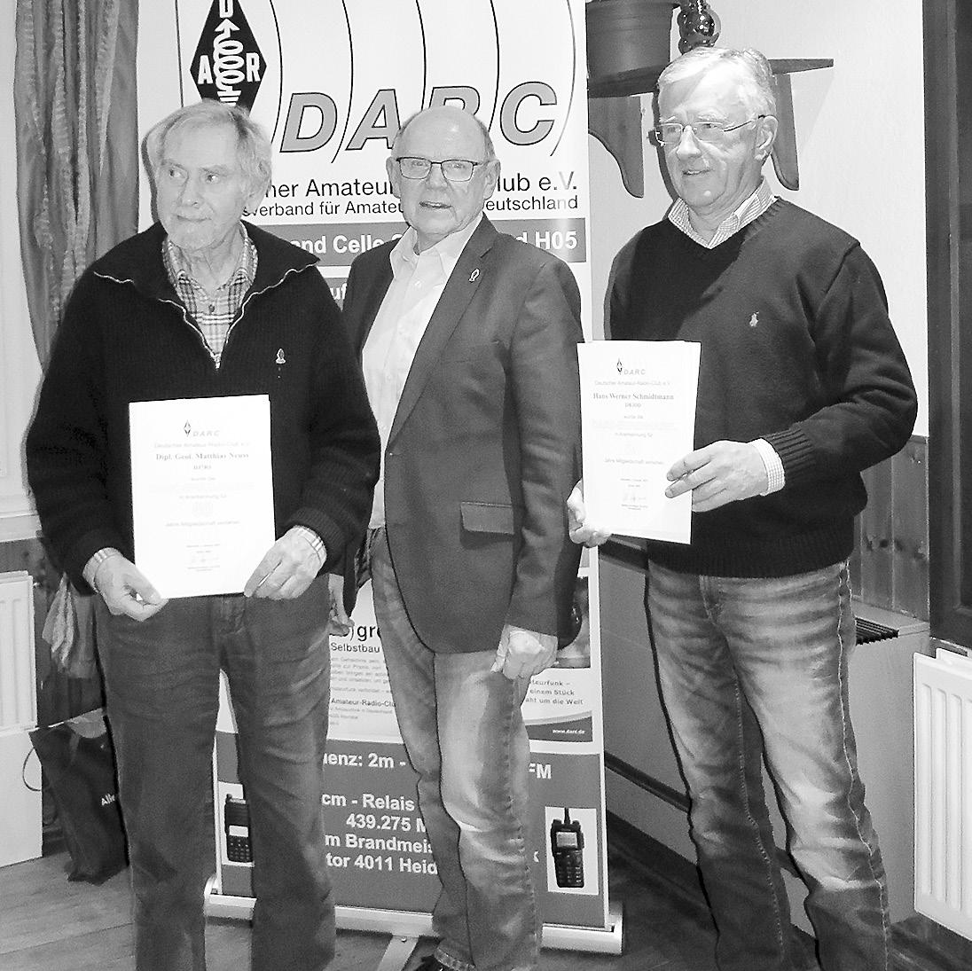 Mathias Neuss (von links), Hans Lissy und Hans-Werner Schmidtmann. Foto: Harry Pohle, DF8OI Mathias Neuss (von links), Hans Lissy und Hans-Werner Schmidtmann. Foto: Harry Pohle, DF8OI