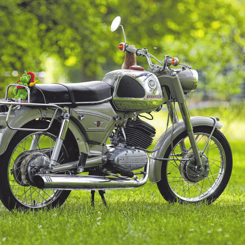 Oldtimer soweit das Auge reicht Image 2 Oldtimer soweit das Auge reicht Image 2