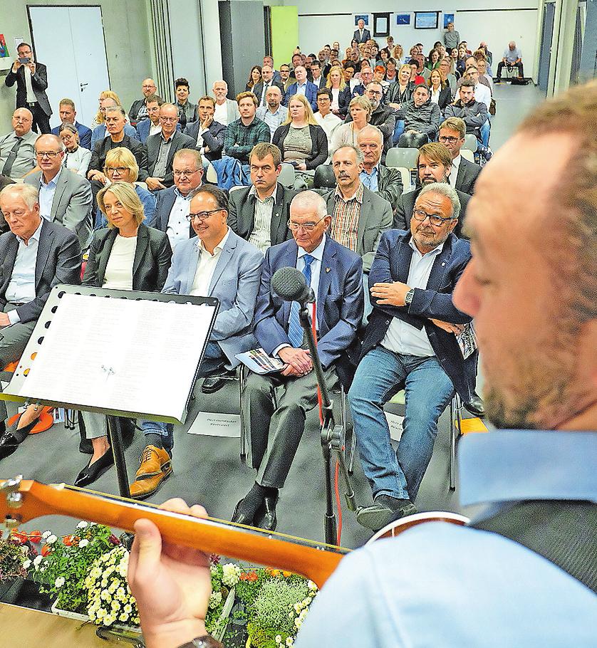 Zur Eröffnung am 24. September spielte die Lehrerband. FOTO: MML Zur Eröffnung am 24. September spielte die Lehrerband. FOTO: MML
