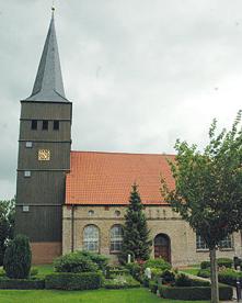 Die Heilige Dreikönigskirche in Haselau wurdeim Jahr 1251 erstmals urkundlich erwähnten