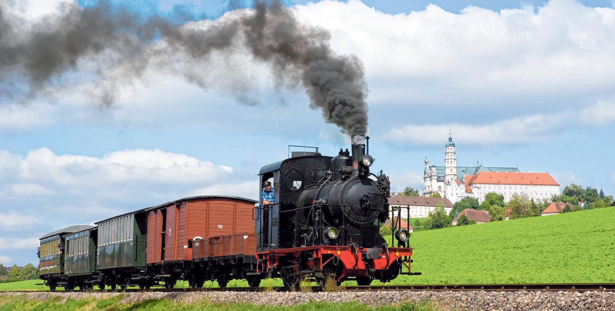 Mit der Härtsfeld-Museumsbahn fährt man durch pittoreske Landschaften. FOTO: ARCHIV Mit der Härtsfeld-Museumsbahn fährt man durch pittoreske Landschaften. FOTO: ARCHIV