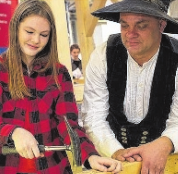 Auf der „Chance“-Messe gibt auch anschauliche Einblicke in vielfältige Berufsfelder. FOTO: HALLE MESSE/MICHAEL DEUTSCH Auf der „Chance“-Messe gibt auch anschauliche Einblicke in vielfältige Berufsfelder. FOTO: HALLE MESSE/MICHAEL DEUTSCH