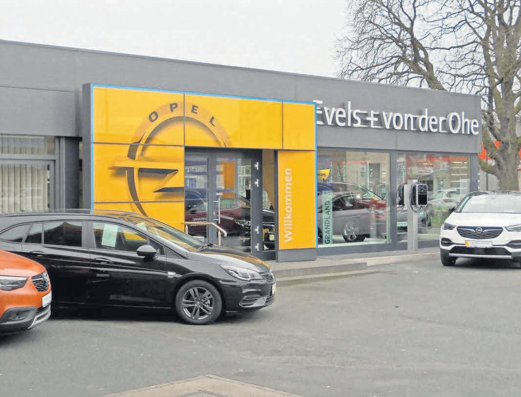 Das Autohaus Evels und von der Ohe bietet umfassende und kompetente Beratung beim Autokauf. Das Autohaus Evels und von der Ohe bietet umfassende und kompetente Beratung beim Autokauf.