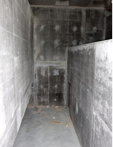 Rohbau-Impressionen: Im Ozonungsreaktor werden zukünftig Ozon und Abwasser miteinander vermischt. Das Ozon spaltet die Mikroverunreinigungen auf. Rohbau-Impressionen: Im Ozonungsreaktor werden zukünftig Ozon und Abwasser miteinander vermischt. Das Ozon spaltet die Mikroverunreinigungen auf.