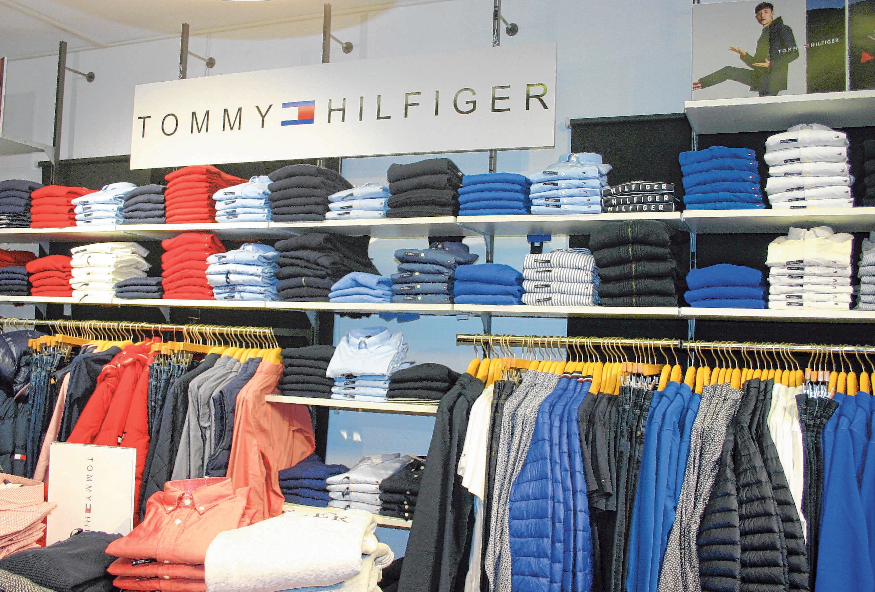 Bei Mode-City findet bis Samstag, 23. November, eine Herrenmode-Woche mit tollen Angeboten statt. FOTO: STEPHAN AUG Bei Mode-City findet bis Samstag, 23. November, eine Herrenmode-Woche mit tollen Angeboten statt. FOTO: STEPHAN AUG