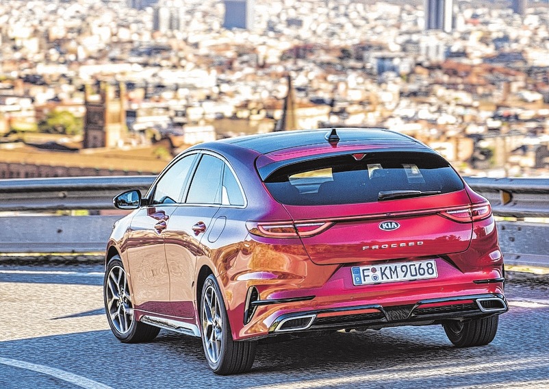 Das Design des Wagens spricht aus allen Blickwinkeln an. Das Design des Wagens spricht aus allen Blickwinkeln an.