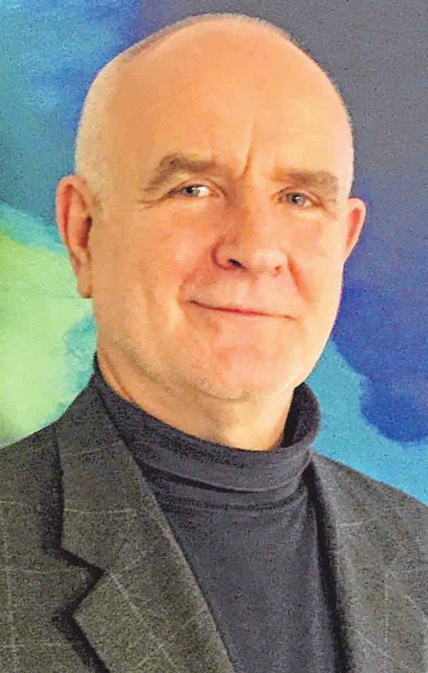 Axel Rödiger ist Geschäftsführer des Zweckverbandes Wasserversorgung und Abwasserbehandlung Rügen (ZWAR). Axel Rödiger ist Geschäftsführer des Zweckverbandes Wasserversorgung und Abwasserbehandlung Rügen (ZWAR).