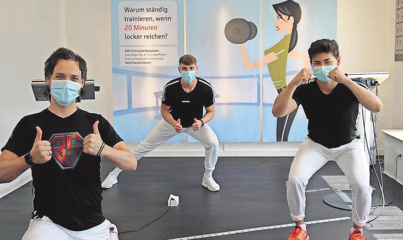 Neustart: Axel Kienast (von links) und seine Mitarbeiter Jan Schwarz und Jannik Xu stehen wieder mit vollem Einsatz für Bodystreet-Kunden bereit. Neustart: Axel Kienast (von links) und seine Mitarbeiter Jan Schwarz und Jannik Xu stehen wieder mit vollem Einsatz für Bodystreet-Kunden bereit.