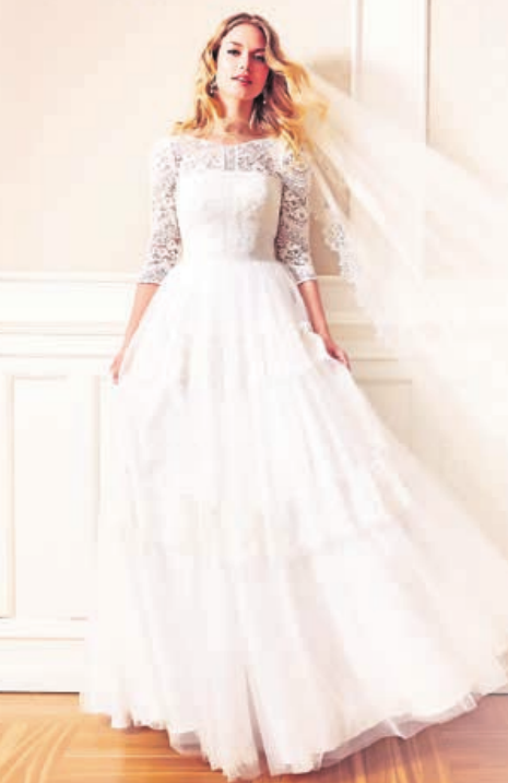 Oben eng anliegend und unten weit: So sieht 2019 das bevorzugte Brautkleid aus – hier im sogenannten Boho-Stil. Foto: Lilly Oben eng anliegend und unten weit: So sieht 2019 das bevorzugte Brautkleid aus – hier im sogenannten Boho-Stil. Foto: Lilly