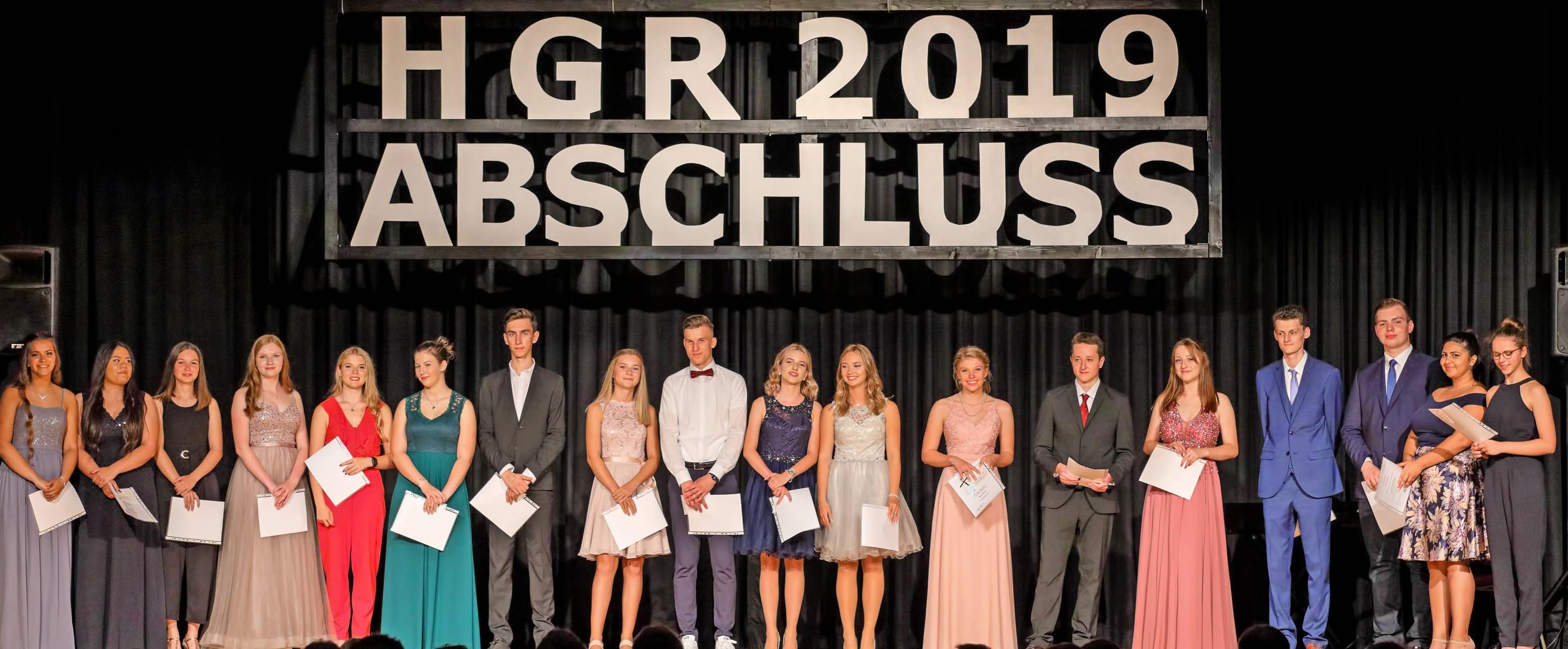 Nach langer Diskussion stimmte der Ortschaftsrat Obereisesheim dem Bau einer neuen Trafostation neben dem Haupteingang des Friedhofs zu. Foto: Andreas Gastgeb Nach langer Diskussion stimmte der Ortschaftsrat Obereisesheim dem Bau einer neuen Trafostation neben dem Haupteingang des Friedhofs zu. Foto: Andreas Gastgeb