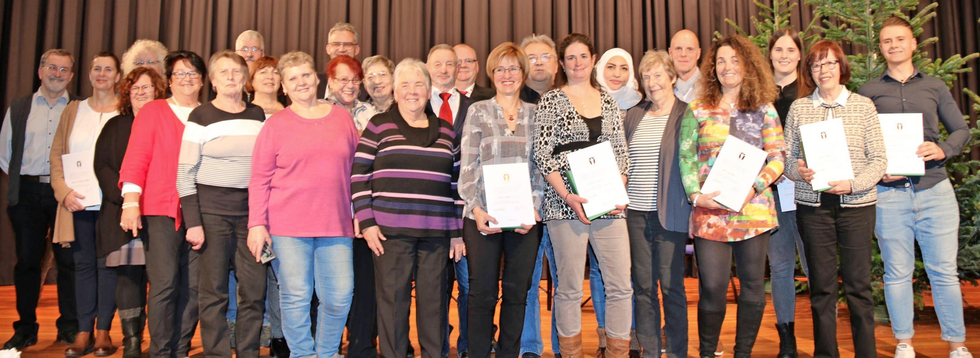 Beim neunten Ehrenamtsempfang in der Städtischen Musikschule wurden 15 Personen mit dem Ehrenamtspreis der Stadt Neckarsulm ausgezeichnet. Foto: snp Beim neunten Ehrenamtsempfang in der Städtischen Musikschule wurden 15 Personen mit dem Ehrenamtspreis der Stadt Neckarsulm ausgezeichnet. Foto: snp