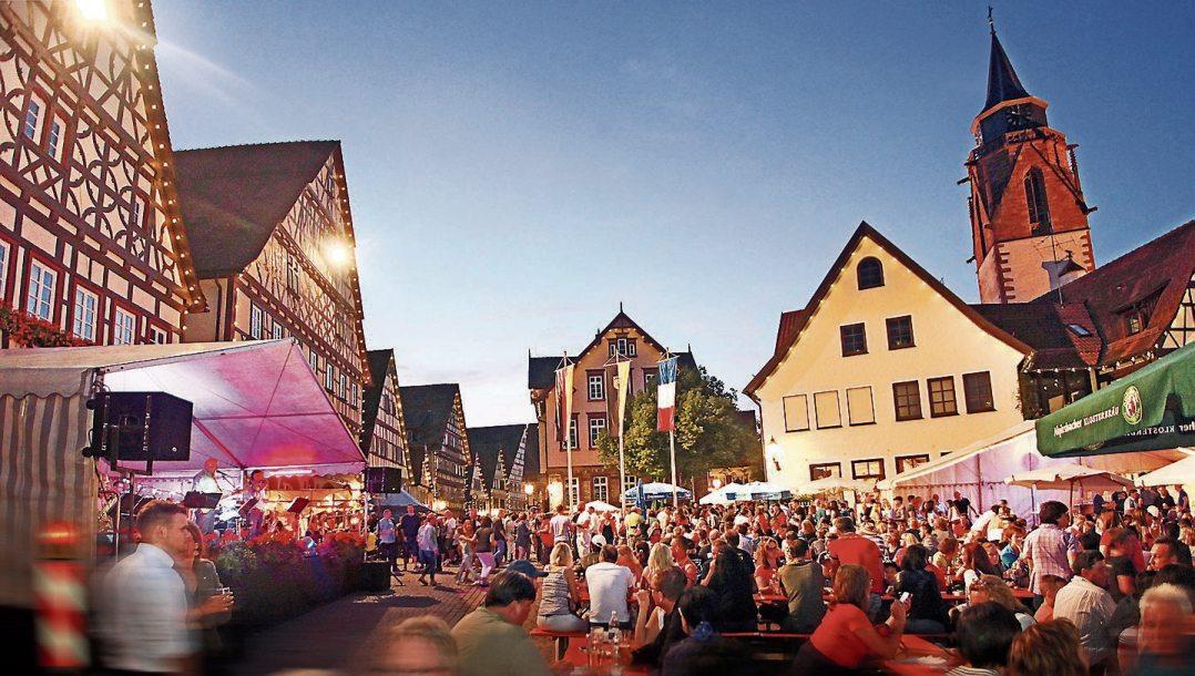 Ein beliebter Treffpunkt ist das alljährlich am zweiten Juliwochenende stattfindende Dornstetter Stadtfest. Bild: Stadt Dornstetten