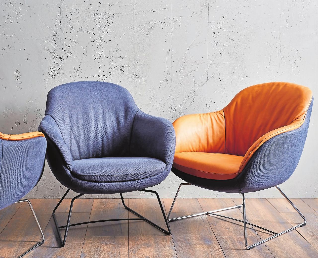 Mit Wänden in Sichtbeton-Optik, die gerne auch optische „Fehler“ wie Ausbrüche aufweisen dürfen, erhält das Zuhause einen neuen Look. FOTOS: DJD/SCHÖNERWOHNEN FARBE Mit Wänden in Sichtbeton-Optik, die gerne auch optische „Fehler“ wie Ausbrüche aufweisen dürfen, erhält das Zuhause einen neuen Look. FOTOS: DJD/SCHÖNERWOHNEN FARBE
