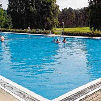 Das Waldschwimmbad Dobberkau/Möllenbeck sorgt an heißen Sommertagen für Abkühlung. Fotos: EGH Stadt Bismark Das Waldschwimmbad Dobberkau/Möllenbeck sorgt an heißen Sommertagen für Abkühlung. Fotos: EGH Stadt Bismark