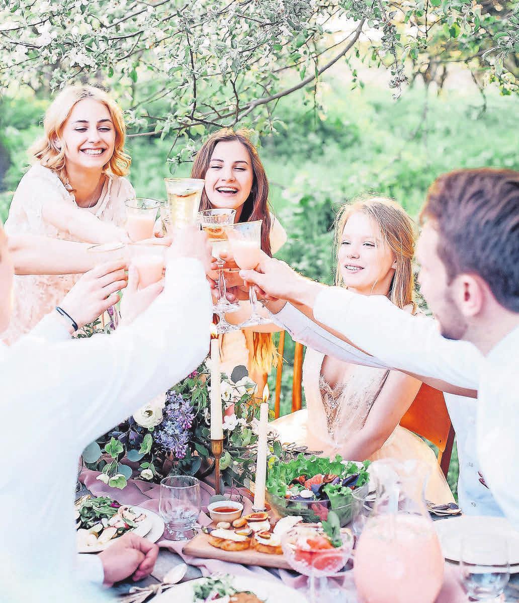 Wenn es warm ist, genießen viele ihre Zeit am liebsten mit Freunden und der Familie. Foto: Pixabay Wenn es warm ist, genießen viele ihre Zeit am liebsten mit Freunden und der Familie. Foto: Pixabay