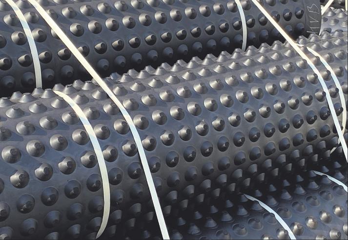 Im Untergrund verhindern Gummi-Noppen-Matten die Entstehung von Vibrationen Im Untergrund verhindern Gummi-Noppen-Matten die Entstehung von Vibrationen
