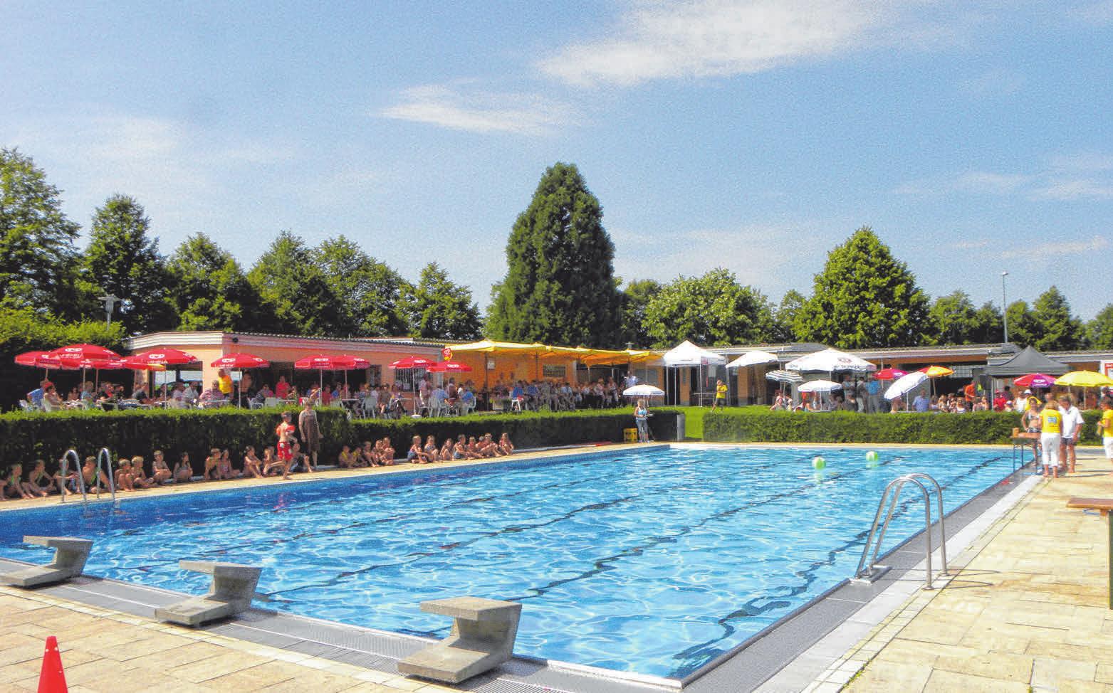 Bad Wurzach Freibadeinweihung & Schiedels Spende für Hauerz