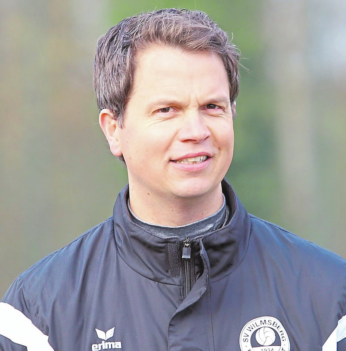 Christof Brüggemann, Trainer des SV Wilmsberg Foto: Thomas Strac Christof Brüggemann, Trainer des SV Wilmsberg Foto: Thomas Strac