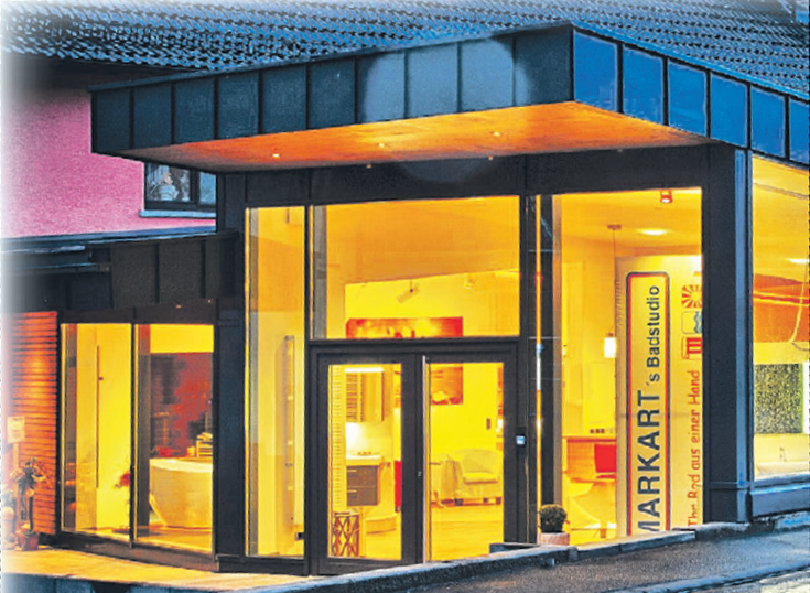 Der moderne Firmensitz mit großer Ausstellungsfläche (Foto: ART-irene) Der moderne Firmensitz mit großer Ausstellungsfläche (Foto: ART-irene)