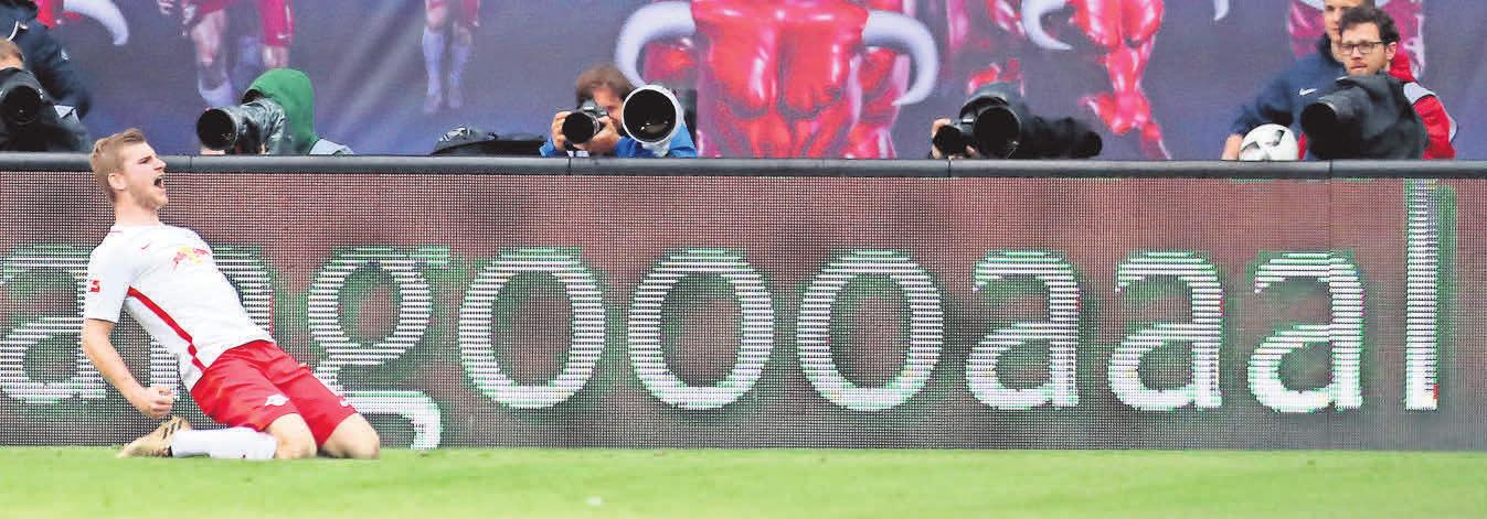 Matchwinner: Timo Werner jubelt nach seinem Tor gegen die Bayern am 13. Mai 2017. Am Ende stand ein denkwürdiges 4:5. Foto: dpa/Jan Woitas Matchwinner: Timo Werner jubelt nach seinem Tor gegen die Bayern am 13. Mai 2017. Am Ende stand ein denkwürdiges 4:5. Foto: dpa/Jan Woitas