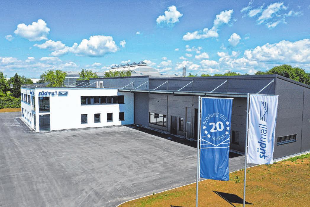 Im neuen Brief- und Logistikzentrum werden im Schnitt täglich 100 000 Sendungen verarbeitet. FOTO: FELIX KÄSTLE Im neuen Brief- und Logistikzentrum werden im Schnitt täglich 100 000 Sendungen verarbeitet. FOTO: FELIX KÄSTLE