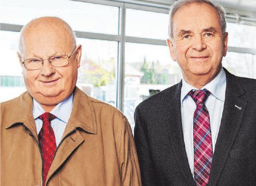 Hugo Kloos und Herbert Mayerhaben das BMW-Autohaus 1975 inLeutkirch gegründet. Foto: oh Hugo Kloos und Herbert Mayerhaben das BMW-Autohaus 1975 inLeutkirch gegründet. Foto: oh