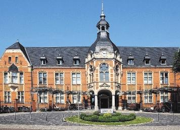 AMEOS Klinikum Bernburg. FOTOS: AMEOS AMEOS Klinikum Bernburg. FOTOS: AMEOS