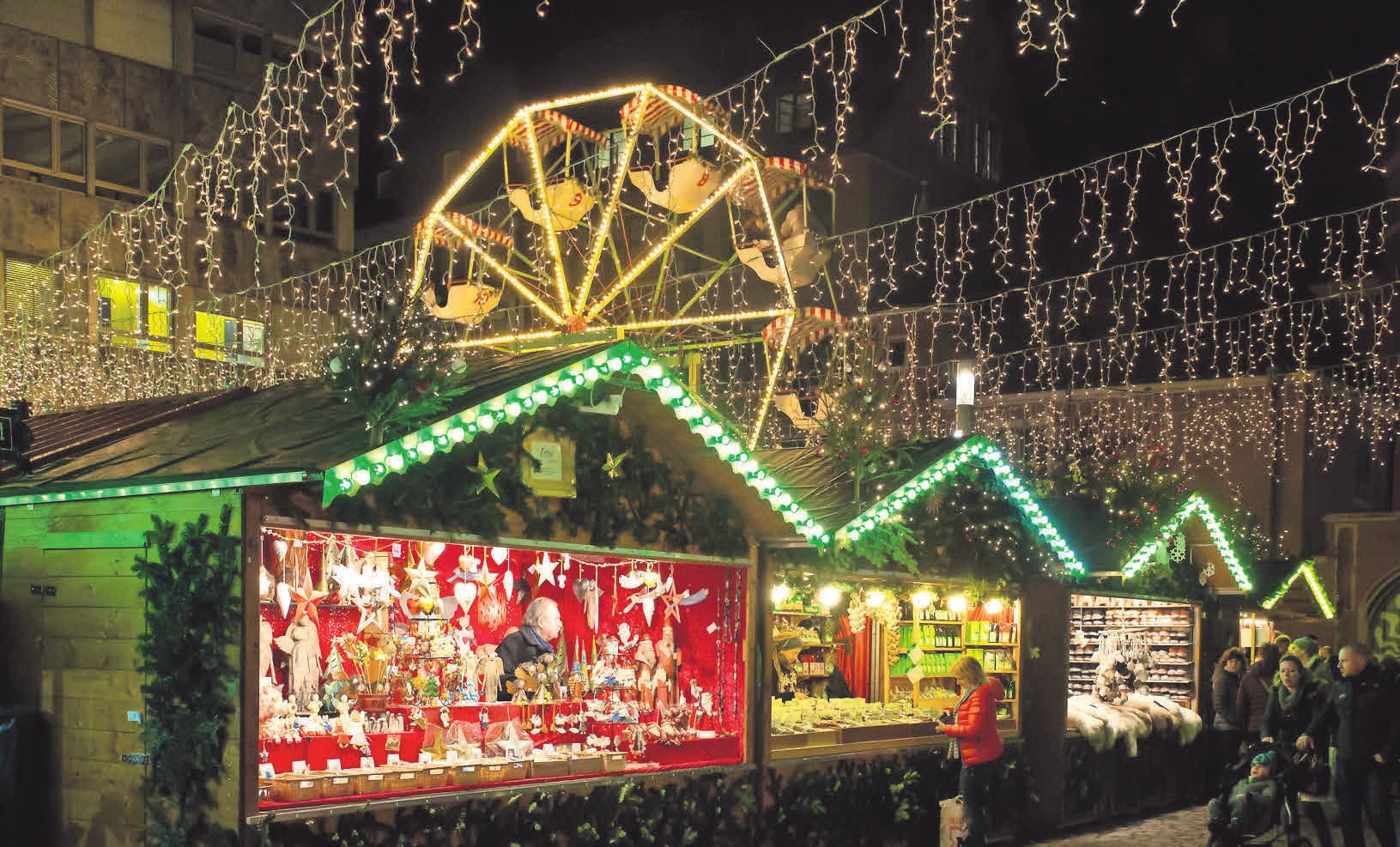 Wer auf Weihnachtsmärkten Geschenke kauft, sollte sich eine Quittung und die Kontaktdaten des Verkäufers geben lassen, rät die Verbraucherzentrale Brandenburg. FOTO:PIXABAY Wer auf Weihnachtsmärkten Geschenke kauft, sollte sich eine Quittung und die Kontaktdaten des Verkäufers geben lassen, rät die Verbraucherzentrale Brandenburg. FOTO:PIXABAY