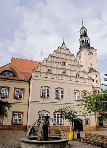 Das Gardelegener Rathaus wurde 1241 erstmals urkundlich erwähnt, damals noch als Kaufund Schauhaus. Foto: Marco Heide Das Gardelegener Rathaus wurde 1241 erstmals urkundlich erwähnt, damals noch als Kaufund Schauhaus. Foto: Marco Heide