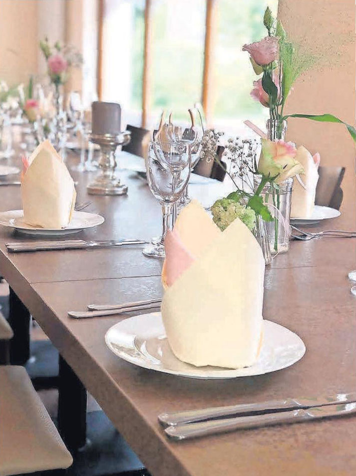 Ob Konfirmation, Hochzeit oder Familienfeier – im Bistrorante da Priscilla wird für bis zu 80 Personen ehrliche italienische Küche aufgetischt. Ob Konfirmation, Hochzeit oder Familienfeier – im Bistrorante da Priscilla wird für bis zu 80 Personen ehrliche italienische Küche aufgetischt.