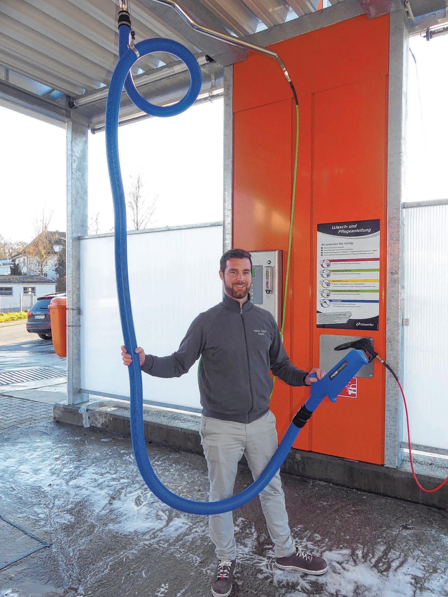 Nach der Wäsche kann das Auto getrocknet werden. FOTO: BURGHART Nach der Wäsche kann das Auto getrocknet werden. FOTO: BURGHART