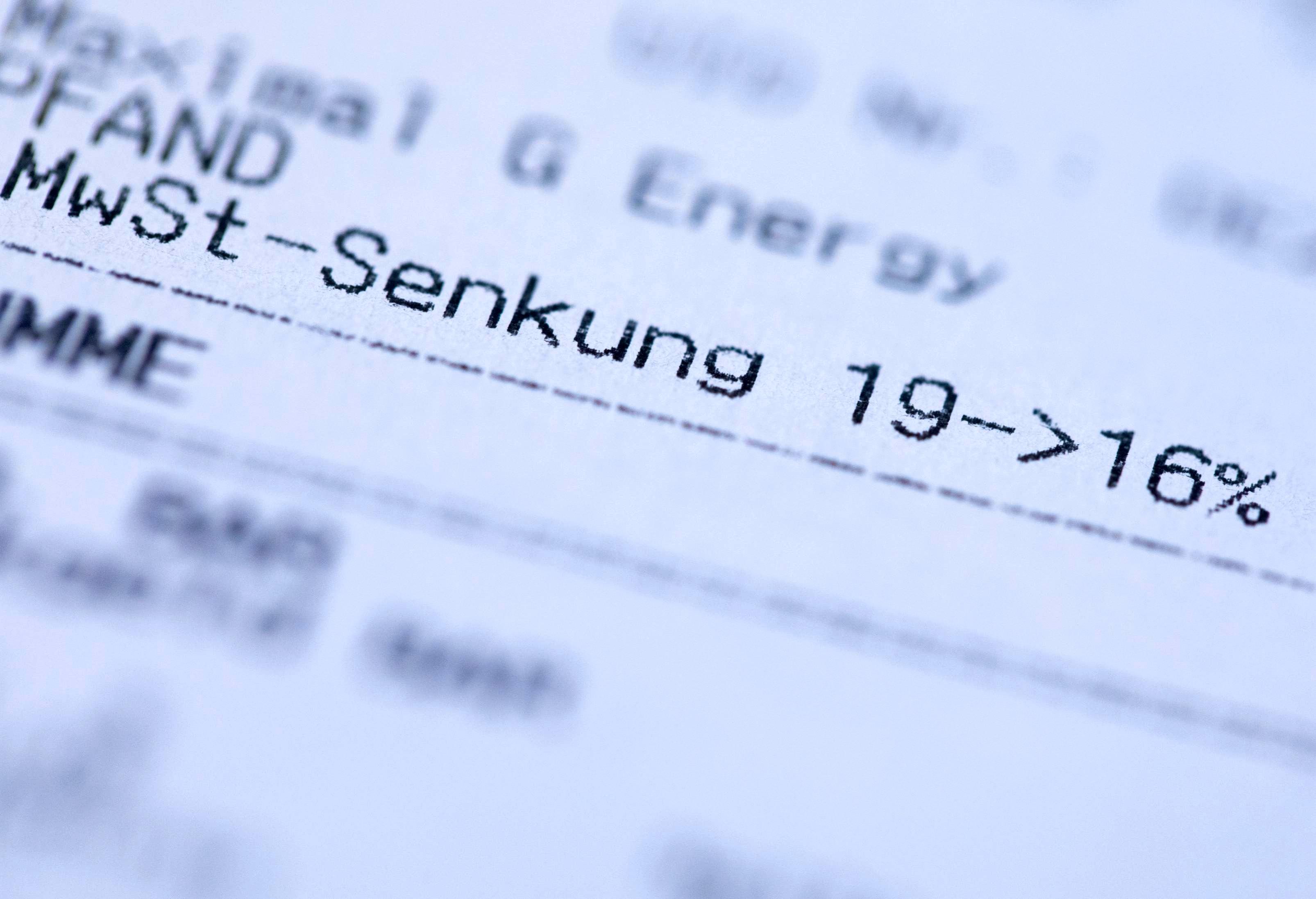 Auch Bauherren können von der Mehrwertsteuersenkung profitieren. Foto: dpa Auch Bauherren können von der Mehrwertsteuersenkung profitieren. Foto: dpa