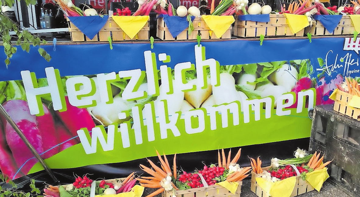 Livemusik und Kirmes, Feuerwerk und Wettbewerbe Livemusik und Kirmes, Feuerwerk und Wettbewerbe