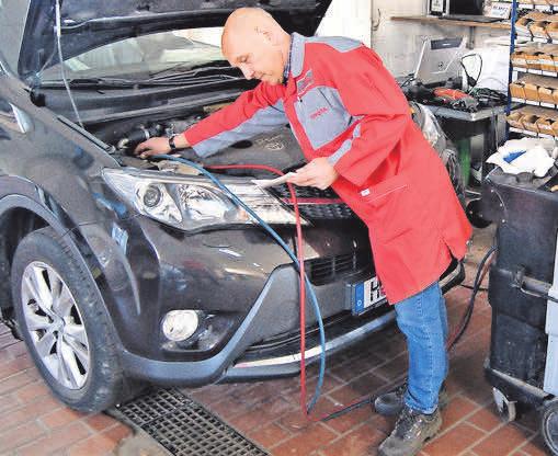 Vollumfänglich weiterhin im Angebot im Autohaus Többen sind alle Serviceleistungen der Werkstatt. Vollumfänglich weiterhin im Angebot im Autohaus Többen sind alle Serviceleistungen der Werkstatt.